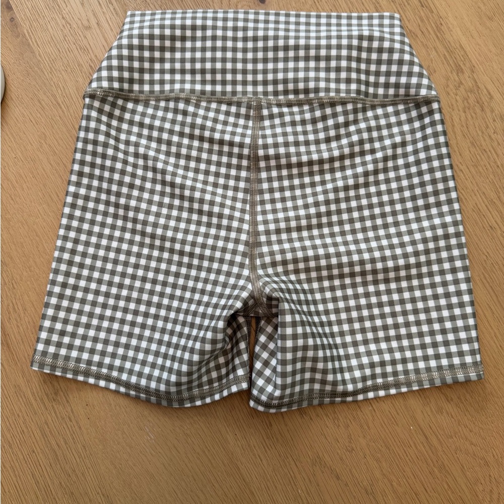 ALO Yoga Gingham High-Rise Bike Shorts in Brown and White - Picture 2 of 2